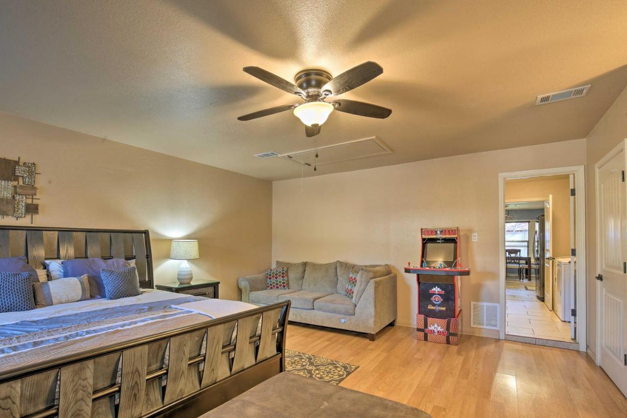 San Antonio Oasis With Hot Tub, Pool And Outdoor Bar!ヴィラ エクステリア 写真